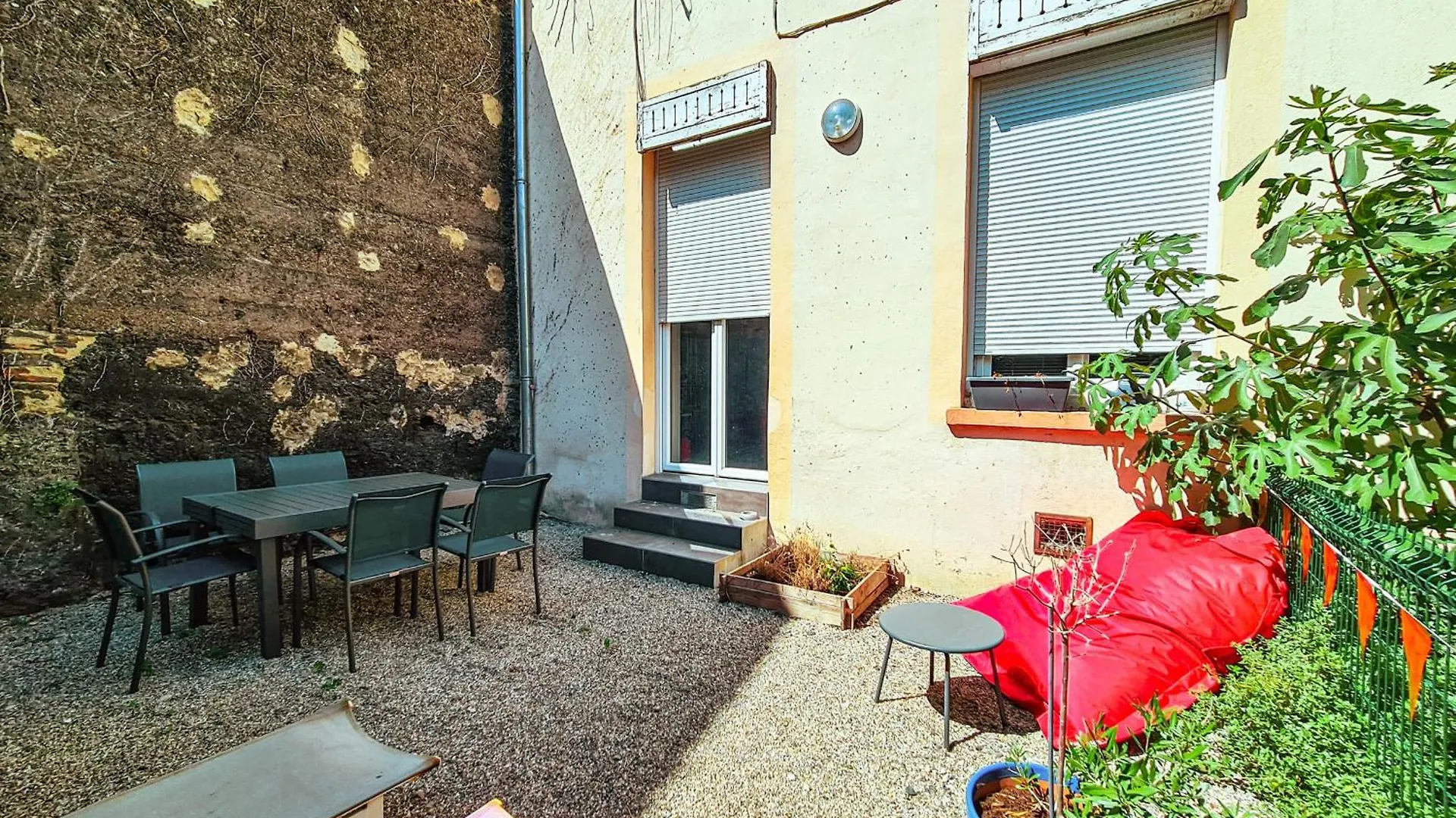 Le Garden City - Bel Appartement Avec Jardin Prive Villeurbanne